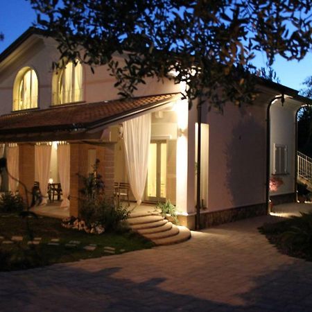 I Salici Villa Марина ди Маса Екстериор снимка