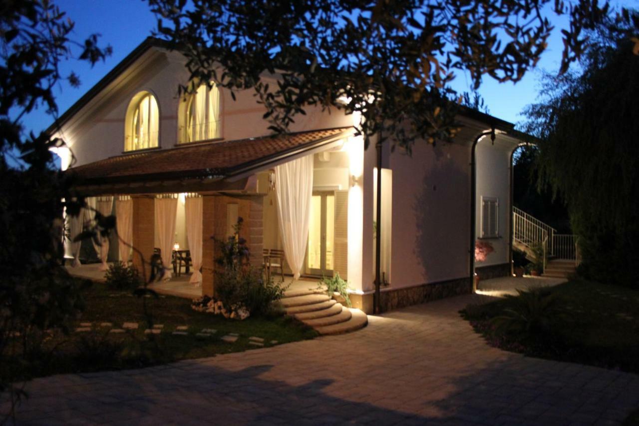 I Salici Villa Марина ди Маса Екстериор снимка